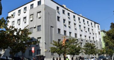 Nën akuzë për falsifikim dokumentesh dhe shpërdorim detyre, dërgohen në gjyq 5 punonjësit e ASHK-së Kavajë