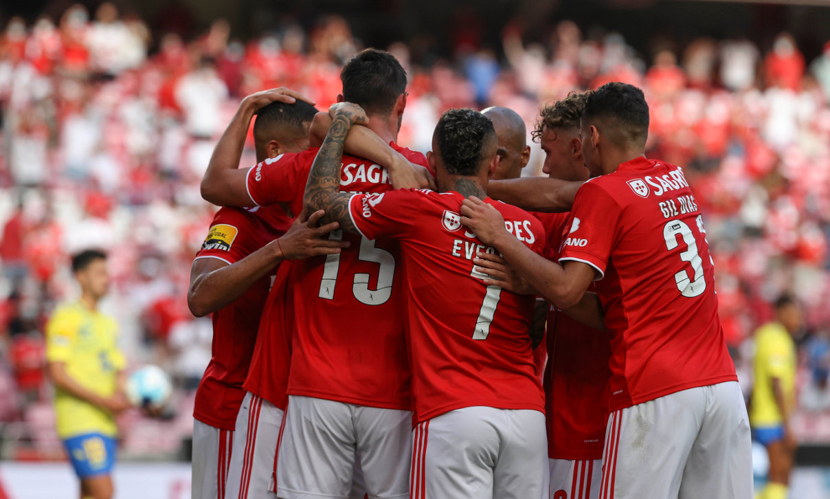 Benfica nis merkaton, “gjigantët” e Liga NOS firmosin me “bomberin” ballkanas