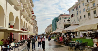 Papunësia në Greqi, më e ulëta në pothuajse 15 vjet