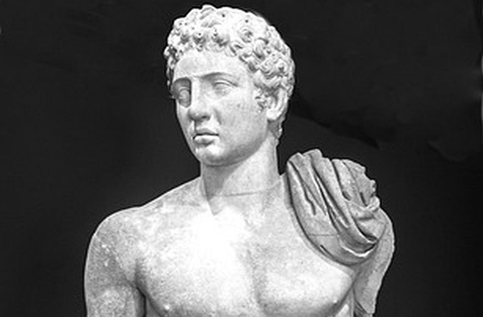 Gjendet  në Bullgari një skulpturë mermeri e perëndisë greke Hermes