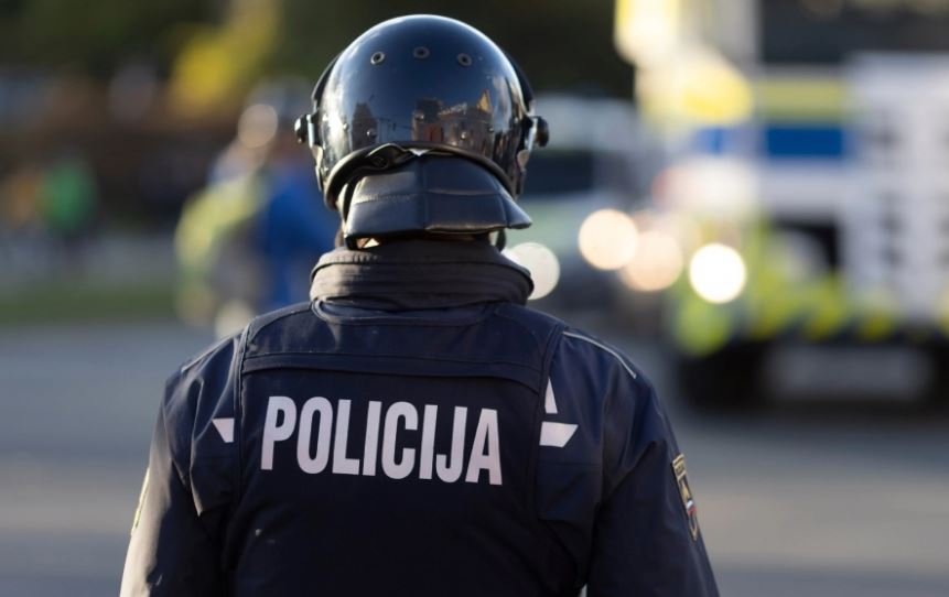 Aksident i rëndë në Slloveni, humbin jetën dy persona, mes tyre një 12 vjeçar