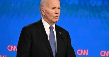 Kritikat për debatin presidencial, shfajësohet Biden: Kam qenë duke udhëtuar, gati sa nuk më zuri gjumi në skenë