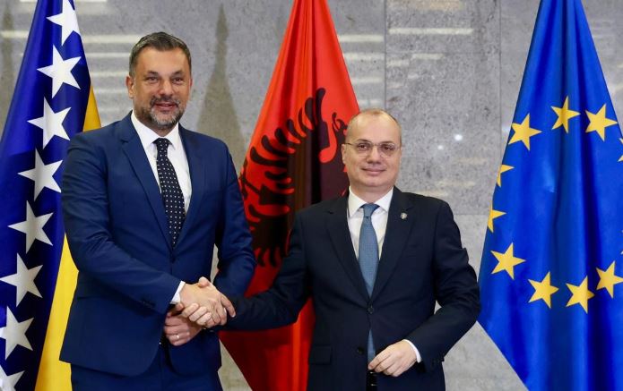 Minister Hasani with his Bosnian counterpart: We support the sovereignty of Bosnia