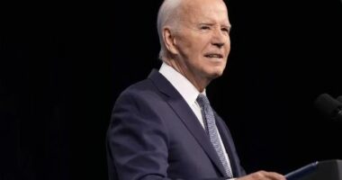 Biden: Vendimin për të marrë pjesë në zgjedhje do ta rishqyrtoja vetëm në rast të një problemi shëndetësor