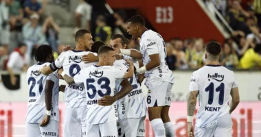 “Special One” e nis me fitore, Fenerbahce e Jose Mourinho triumfon bindshëm në Evropë