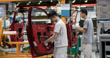 Kinezët së shpejti do të mbajnë një të tretën e tregut botëror të makinave