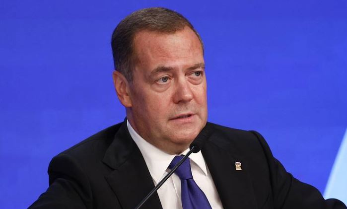 Medvedev: Ukraina do të pushojë së ekzistuari deri në vitin 2034