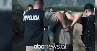 U kap në flagrancë me kallashnikov, vihet në pranga 29-vjeçari