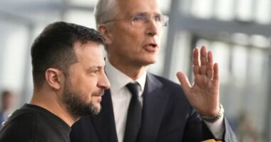 Paralajmërimi i Stoltenberg: Europa duhet të përgatitet për 10 vite luftë në Ukrainë