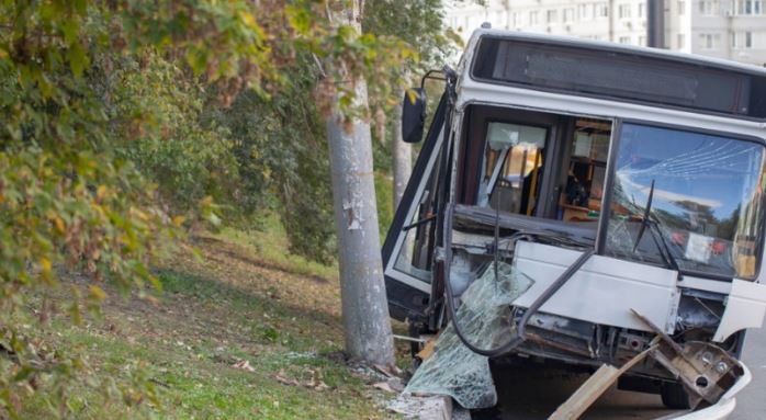 Përplaset autobusi me turistë në Turqi, humb jetën shoferi, 20 të plagosur