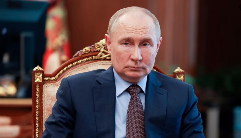 Putin zotohet për “hakmarrje” ndaj kujtdo që tentojnë “të përçajnë” Rusinë