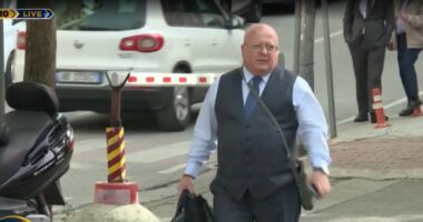 Revolucioni i Gencit, gjuha e gjatë: Anëtari i Partisë së Lirisë dhe avokati i Berishës përfundon në hetim