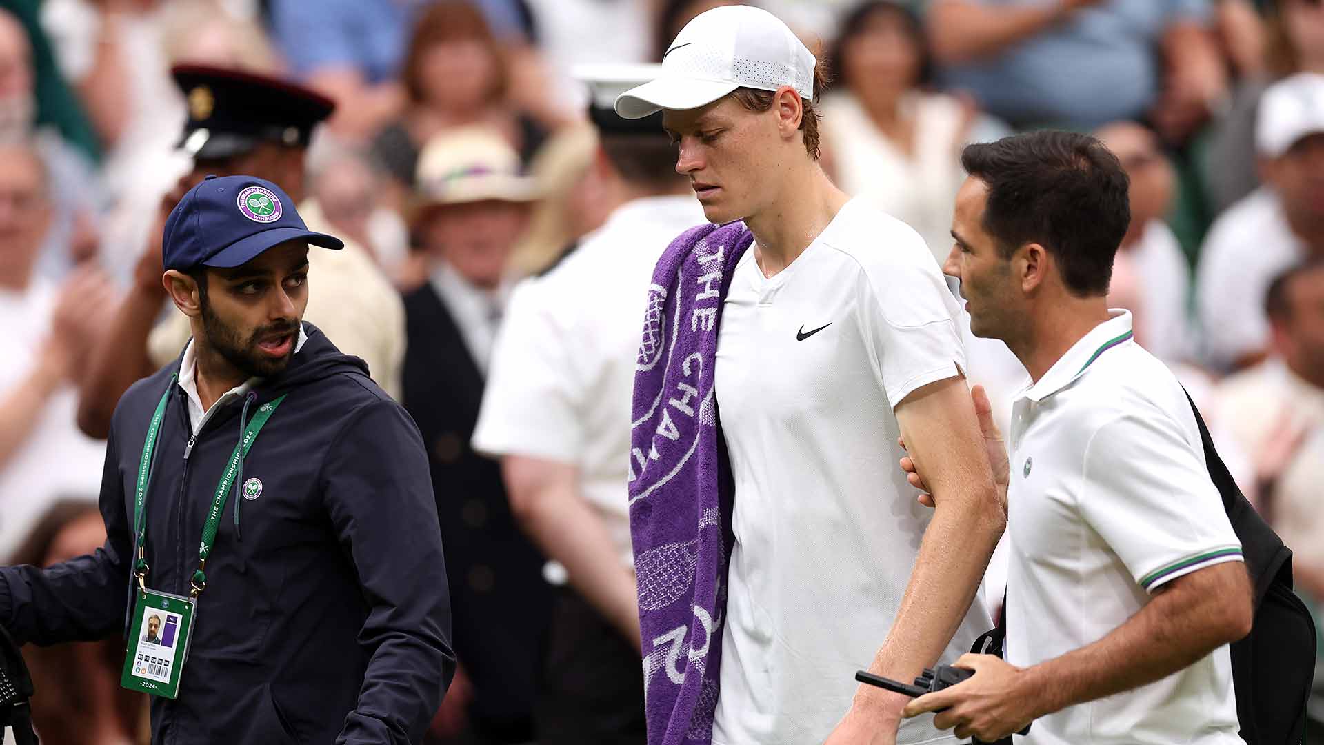 Tenis/ Medvedev “fshin” Sinner, Alcaras fiton ndaj Paul dhe “peshkon” rusin në gjysmëfinalet e Wimbledon