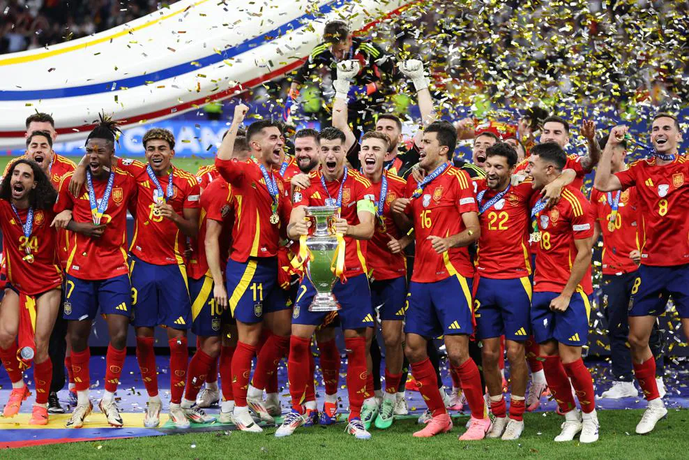 Spanja për herë të katërt kampione, Morata ngre në qiellin e Berlinit trofeun e Evropianit