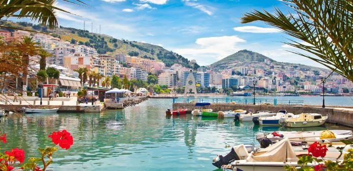 Turistët kanë qëndruar gjatë në Shqipëri/ INSTAT në periudhën janar-maj, numri i net qëndrimeve u rrit me 30,9 %