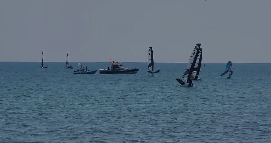 VIDEO/ Gara e varkave me vela, Durrësi mirëpret eventin e njohur të marinës italiane