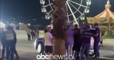 Sherr masiv në Vlorë/ Policët përplasen me disa qytetarë, pas debatit për një skuter