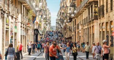 Turizmi masiv, Barcelona synon të ndalojë shtëpitë me qira