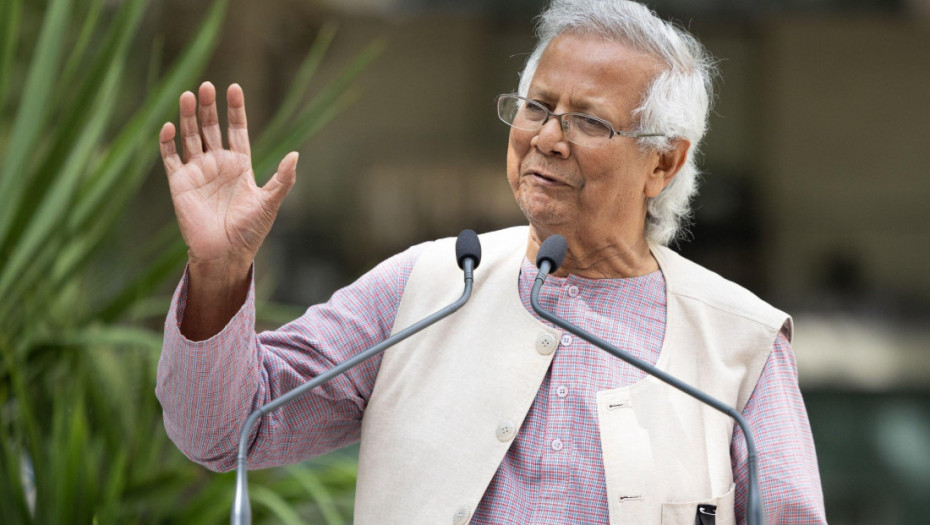 Laureati i Nobelit, Muhammed Yunus zgjidhet kryeministër i përkohshëm i Bangladeshit