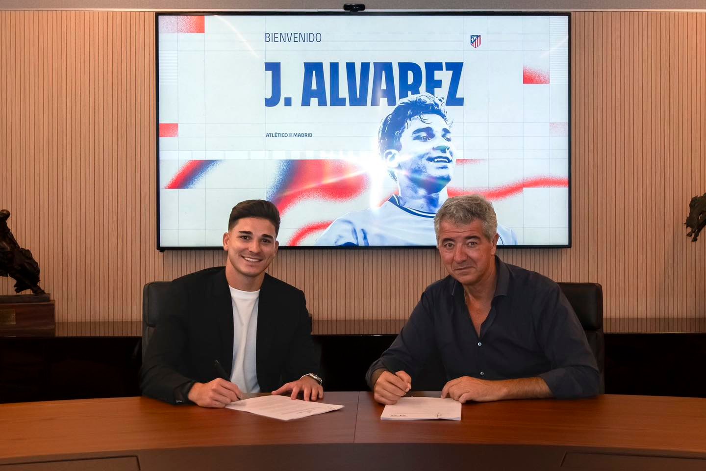 Prezantohet blerja e bujshme, Julian Alvarez firmos me Atletico Madrid