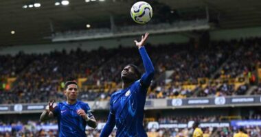 Chelsea luan “tenis” në “Molineux”, Newcastle i mjaftoi barazimit në transfertën e “Qershive”