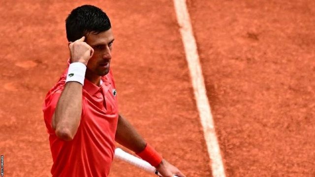 Tenisti serb triumfon në finale 2-0 kundër Carlos Alcaraz