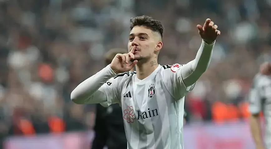 Ernest Muçi drejt Anglisë, Besiktas ka marrë dy oferta nga ishullorët e Premier League