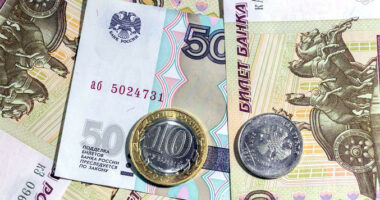 Shuma e kredive të korporatave të bankave ruse u rrit me 2.3 për qind në korrik