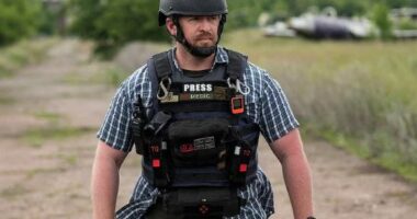 Vritet një anëtar i ekipit të Reuters në Ukrainë, plagosën dy të tjerë