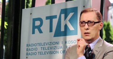 “Servil i Dejona Mihalit”, Adi Krasta përballet me lumë akuzash në Kosovë, s’mori masa për një raportim joetik të RTK-së