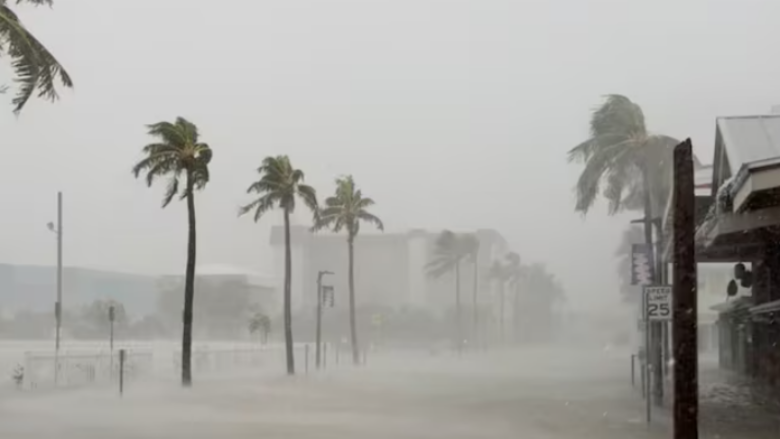 Uragani “Debby” godet shtetin e Florida, frikë për përmbytje