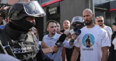 Vëllezërit Tate ndalohen nga autoritetet në Rumani