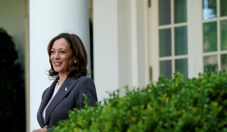 SHBA, Kamala Harris mes dy figurave për të zgjedhur kandidatin për nënpresident