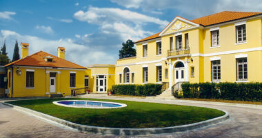 Ambasada Amerikane: Aleatët morën një vendim të rëndësishëm në Samitin e NATO-s, për të mbrojtur Ukrainën