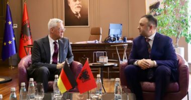 Ministri Hoxha pret ambasadorin gjerman në Tiranë: Konsolidim të marrëdhënieve, intensifikojmë operacionet policore