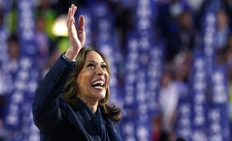 Kamala Harris zotohet për “një rrugë të re përpara”