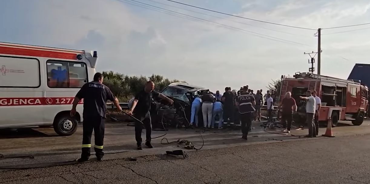 Aksidenti me dy të plagosur në aksin Elbasan-Peqin, arrestohet shoferi i kamionit