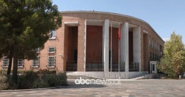 “Peshkaqenët” e minikredive, Banka Qendrore u heq lejet dy prej tyre