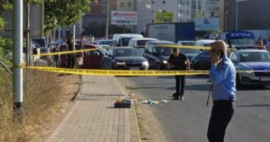 Burri plagos me armë gruan në Fushë Kosovë