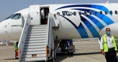 Egjipti u kërkon kompanive ajrore ta shmangin hapësirën ajrore të Iranit të enjten