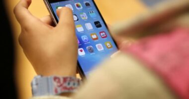 Bie X në SHBA, mijëra njerëz raportojnë për ndërprerje të platformës së rrjeteve sociale