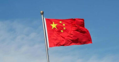 Guvernatori i Bankës Qendrore të Kinës njoftoi mbështetje për rimëkëmbjen ekonomike