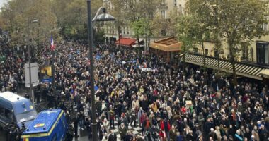 Sulmi në sinagogën në Francë/ Protesta masive kundër racizmit dhe antisemitizmit