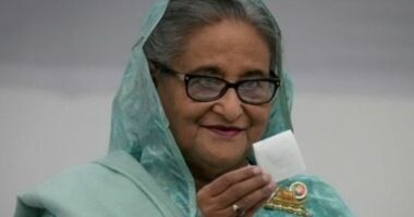 Kaos në Bangladesh/ Kryeministrja jep dorëheqjen dhe largohet nga vendi