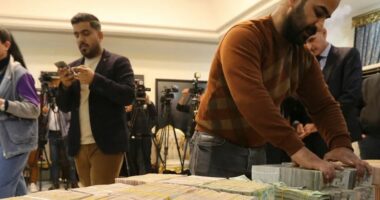 “Grabitja e shekullit”, Iraku lëshon dy urdhër arreste ndaj një biznesmeni dhe zyrtari për vjedhjen e 2.5 miliardë dollarëve nga taksat