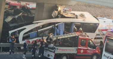 Përplaset autobusi në Turqi, 9 të vdekur dhe 26 të plagosur