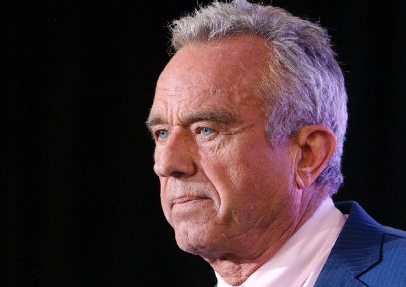 Robert F. Kennedy Jr tërhiqet nga gara presidenciale