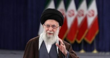 “Sulmoni Izraelin”, thirrja e liderit suprem të Iranit në funeralin e liderit të Hamasit