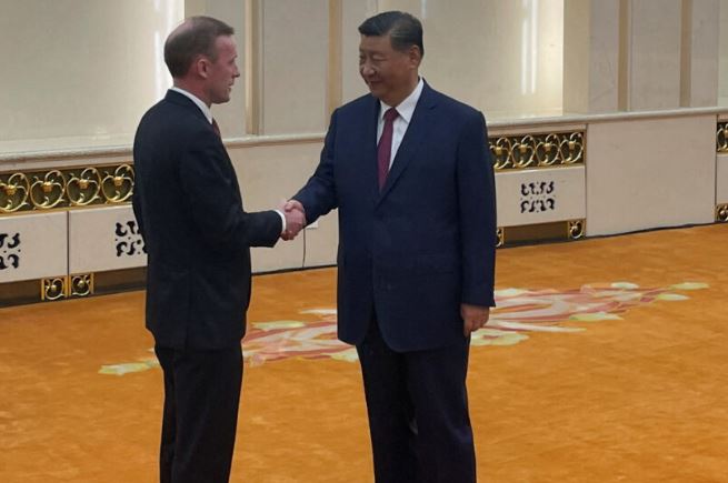 Jake Sullivan në Kinë, takohet me Xi Jinping