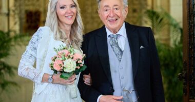 Vetëm dy muaj pasi u martua me gruan 50 vite më të re, ndahet nga jeta multimiliarderi austriak